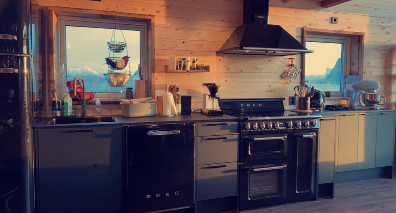 Unique Barnhouse In Amazing Gimsoy In Lofoten Saupstad  Εξωτερικό φωτογραφία